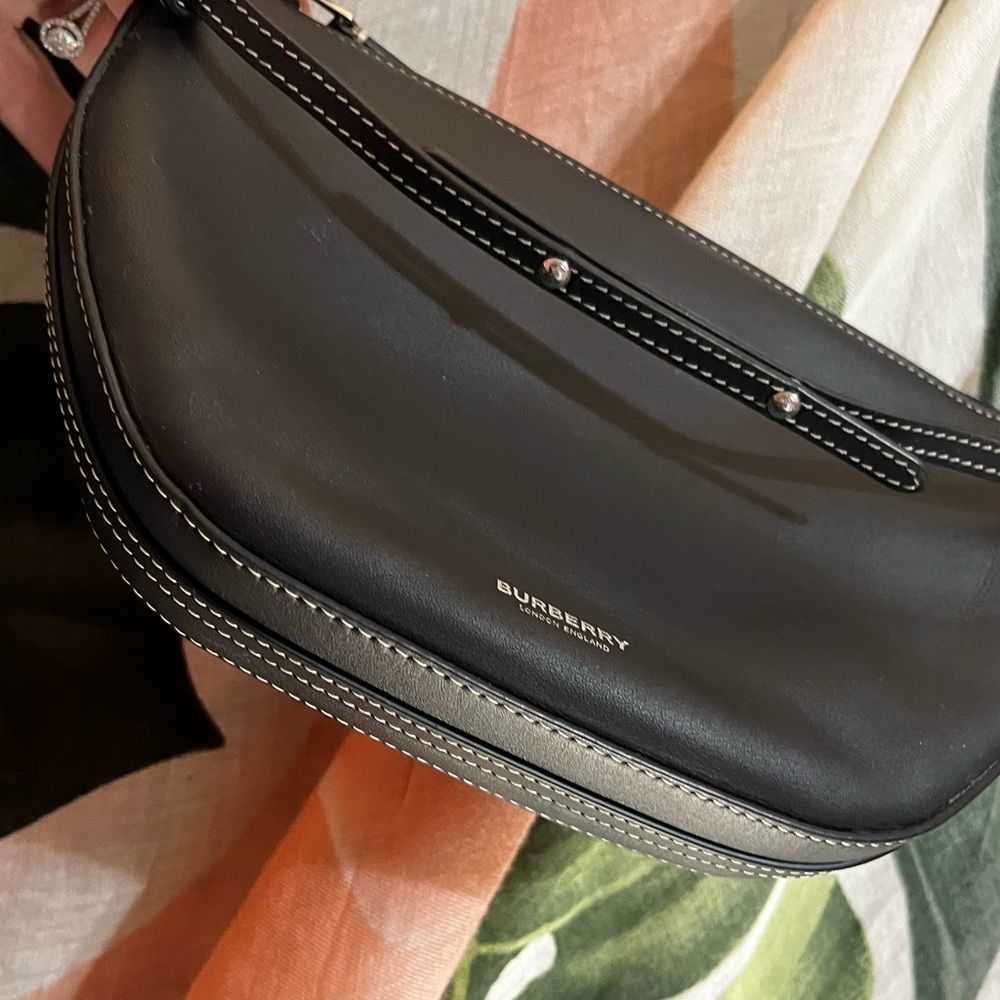 Mini Burberry hobo style handbag. - Picture 4 of 6